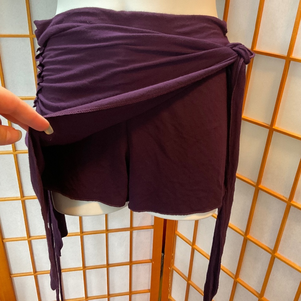 Umba festival deep plum stretch shorts with partial skirt - Picture 4 of 14